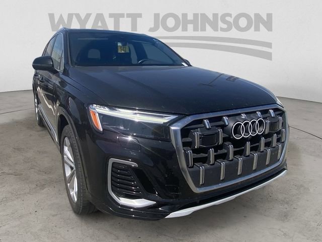 Used 2025 Audi Q7 3.0T Premium Plus image 14