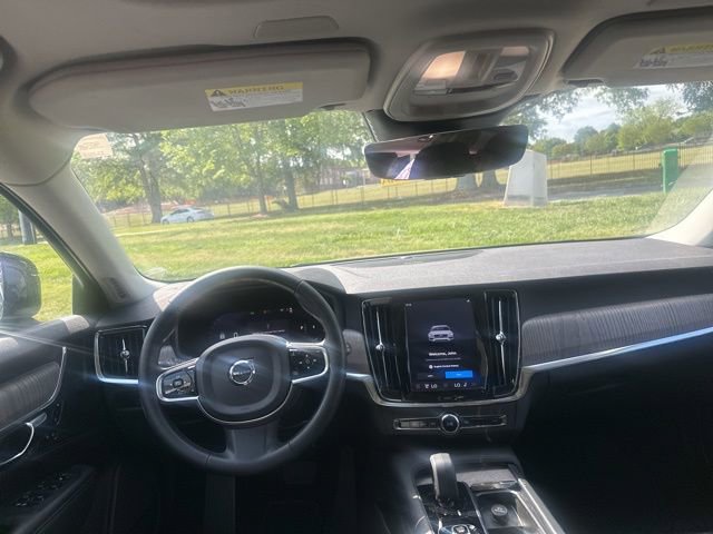 Used 2023 Volvo V90 B6 Cross Country Plus AWD/4WD image 10