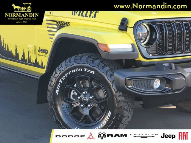 Used 2024 Jeep Gladiator Sport AWD/4WD image 3