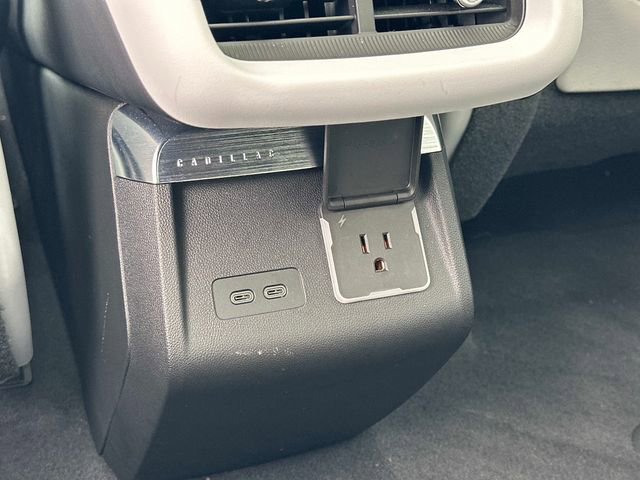 Used 2025 Cadillac Lyriq Sport image 18