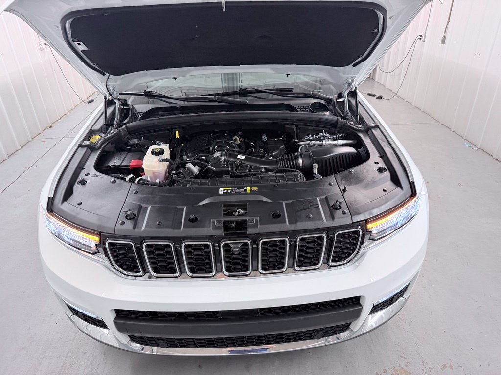 Used 2025 Jeep Grand Cherokee L Limited w/ Luxury Tech Group II RWD image 52