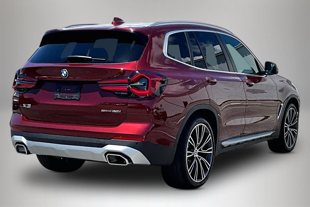 Certified 2024 BMW X3 sDrive30i w/ Premium Package RWD image 5