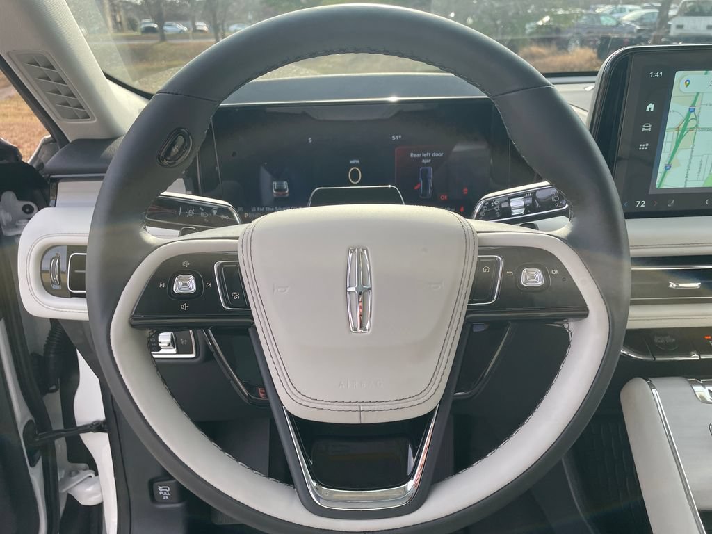 New 2026 Lincoln Aviator Reserve AWD/4WD image 18