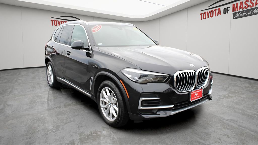 Used 2023 BMW X5 xDrive40i w/ Premium Package AWD/4WD image 6