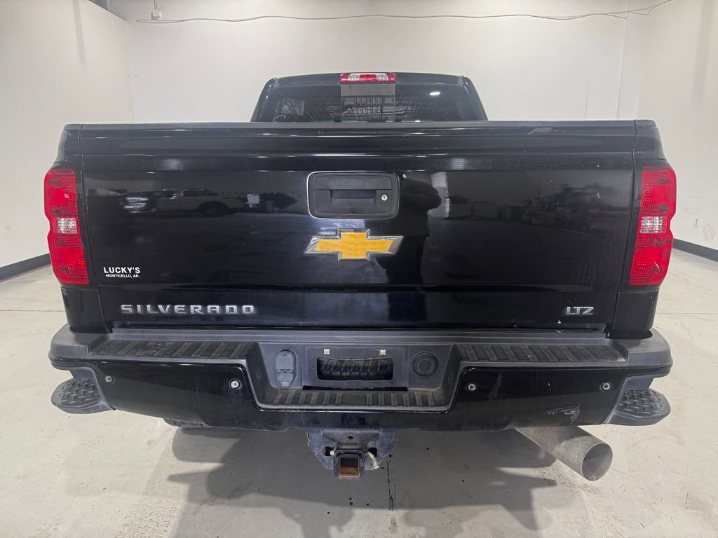 Used 2019 Chevrolet Silverado 2500 LTZ w/ Duramax Plus Package AWD/4WD image 7
