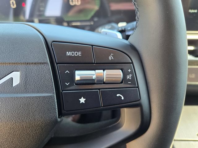 New 2026 Kia Sportage LX FWD image 12