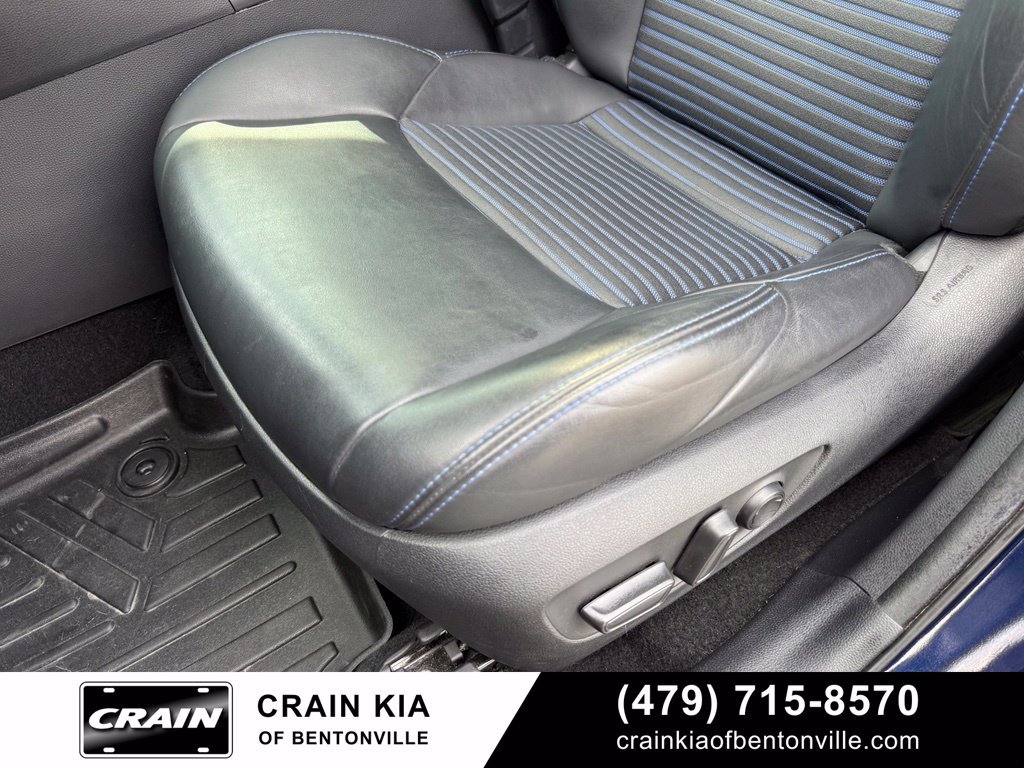 Used 2021 Toyota RAV4 XSE AWD/4WD image 23