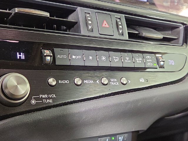 Used 2025 Lexus ES 350 w/ Accessory Package (Z1) FWD image 22