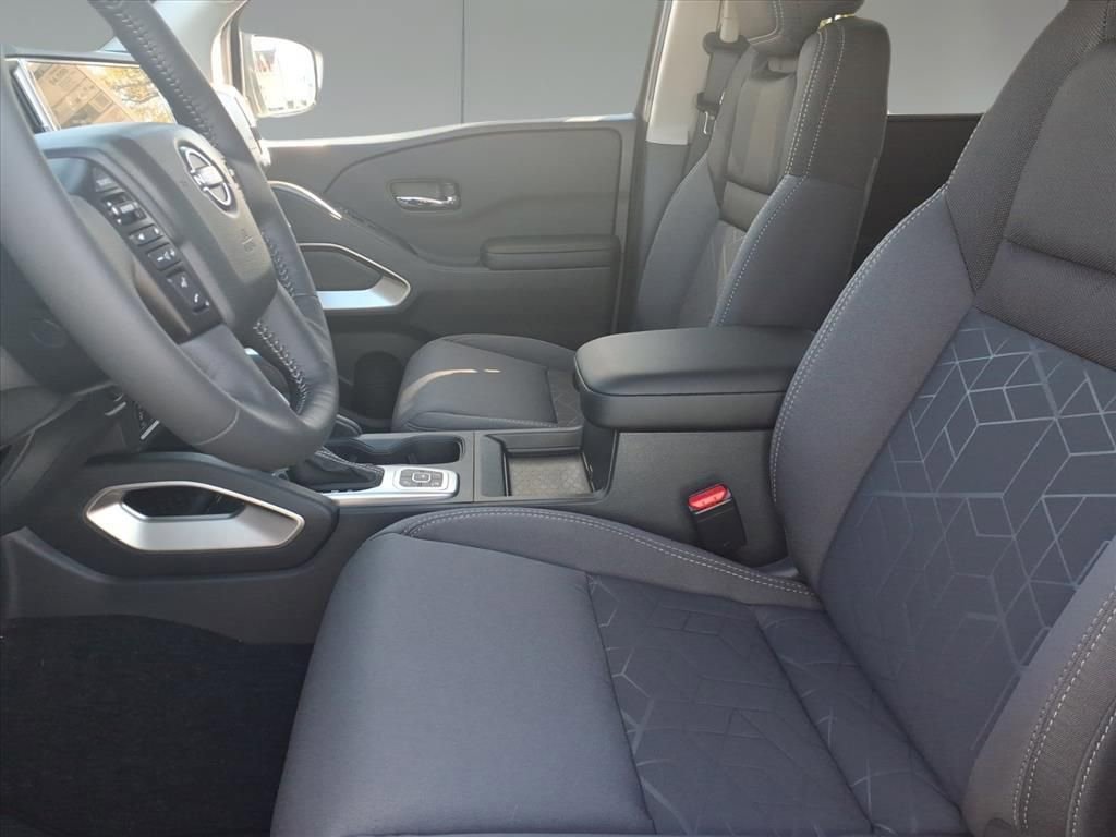 New 2026 Nissan Frontier SV w/ SV Convenience Package image 11