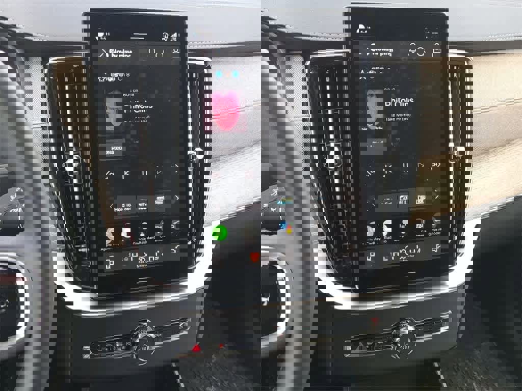 Certified 2026 Volvo XC90 B6 Plus w/ Protection Package Premier image 26