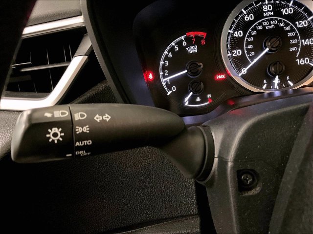 Used 2022 Toyota Corolla LE FWD image 30
