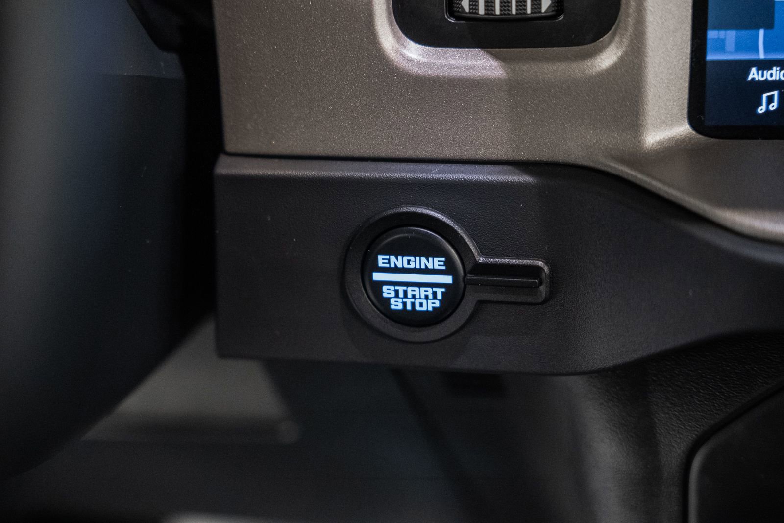 Certified 2025 Ford Bronco Outer Banks image 35