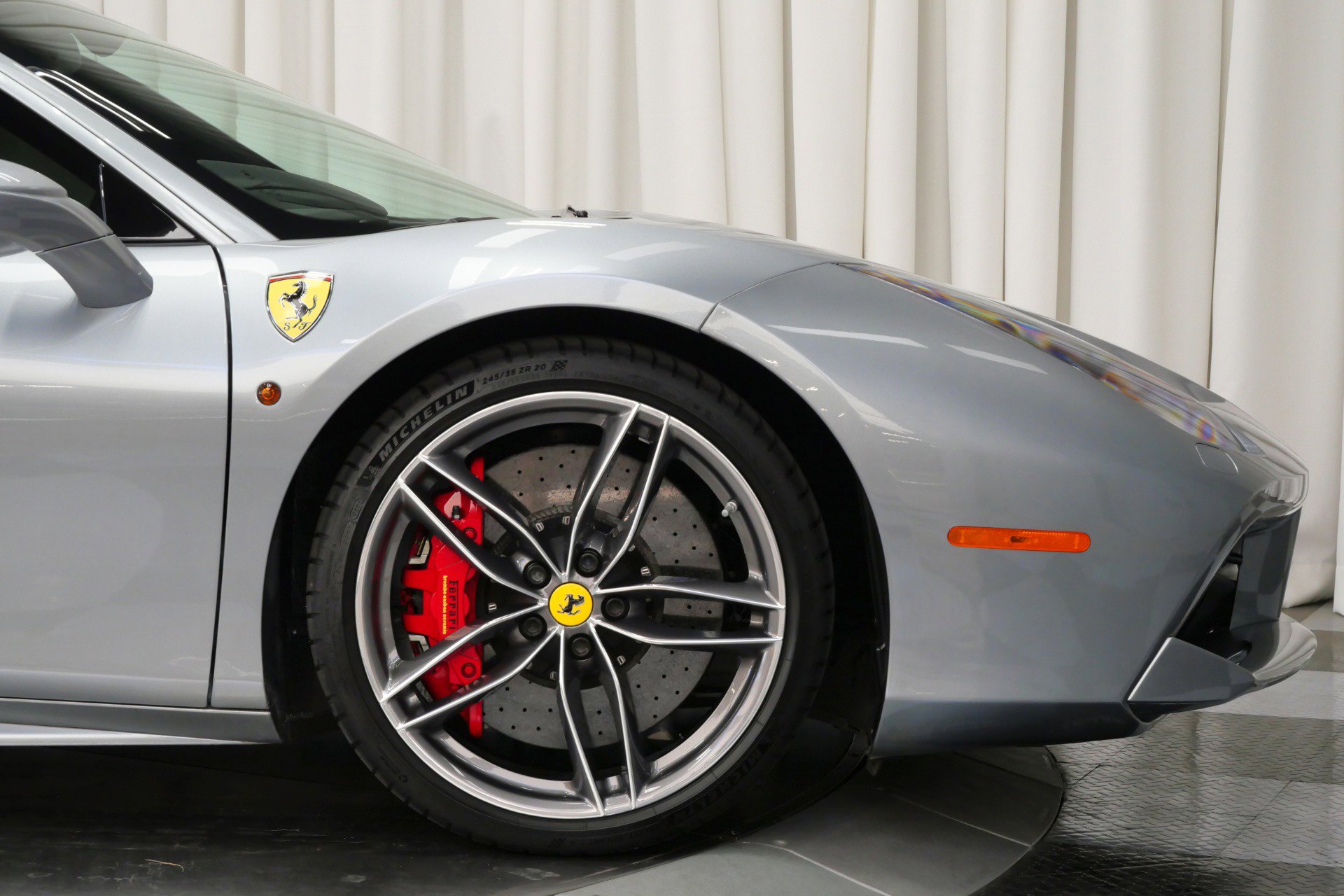 Used 2018 Ferrari 488 GTB image 51