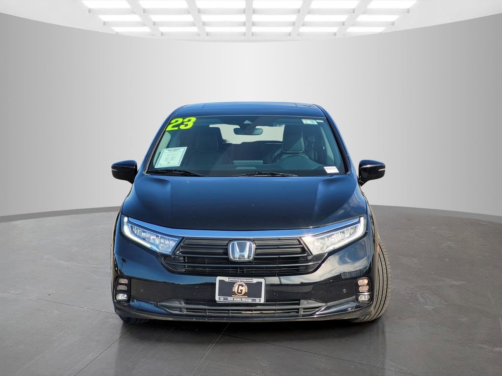 Used 2023 Honda Odyssey Elite image 2