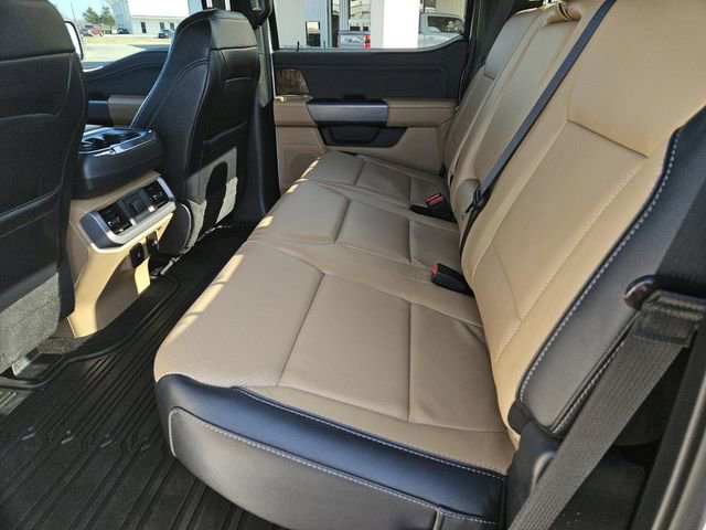 Used 2022 Ford F150 Lariat w/ Max Trailer Tow Package image 31