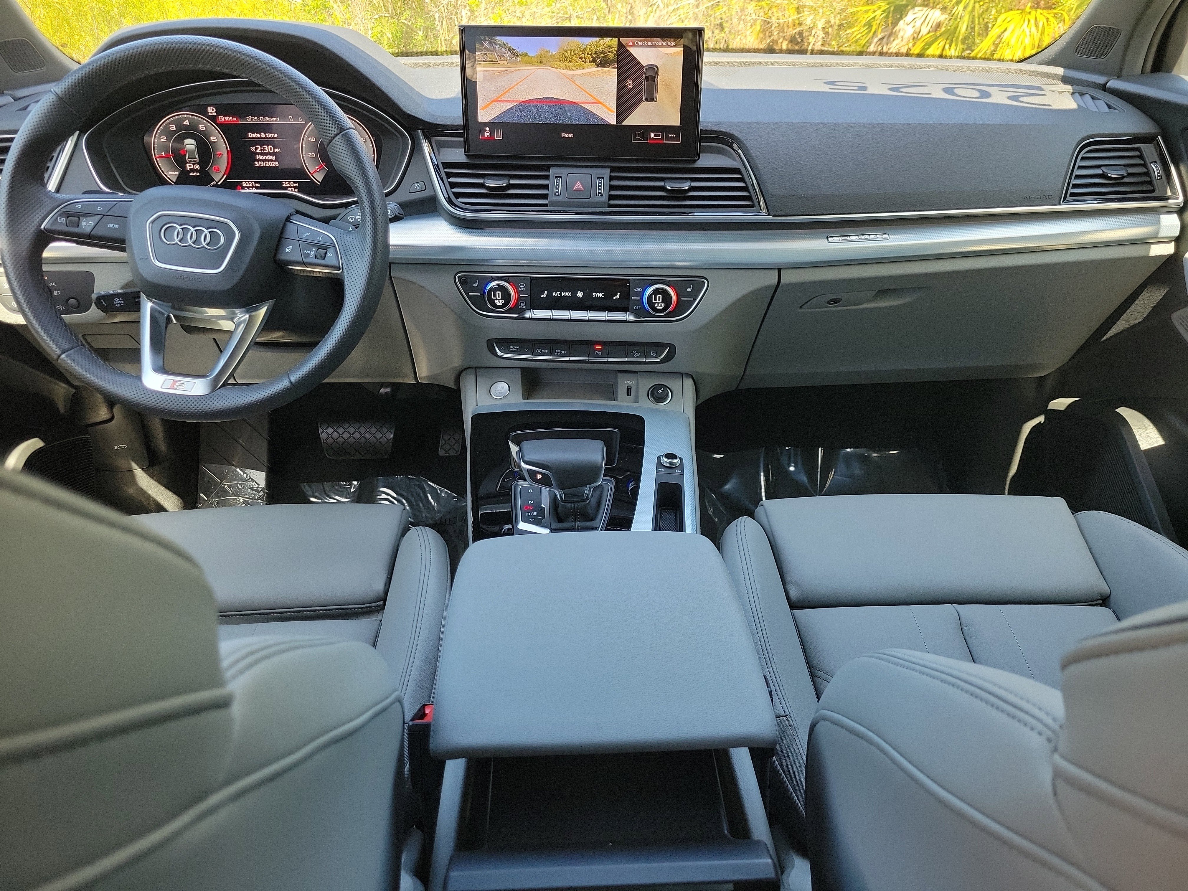 Certified 2025 Audi Q5 2.0T Premium Plus image 14