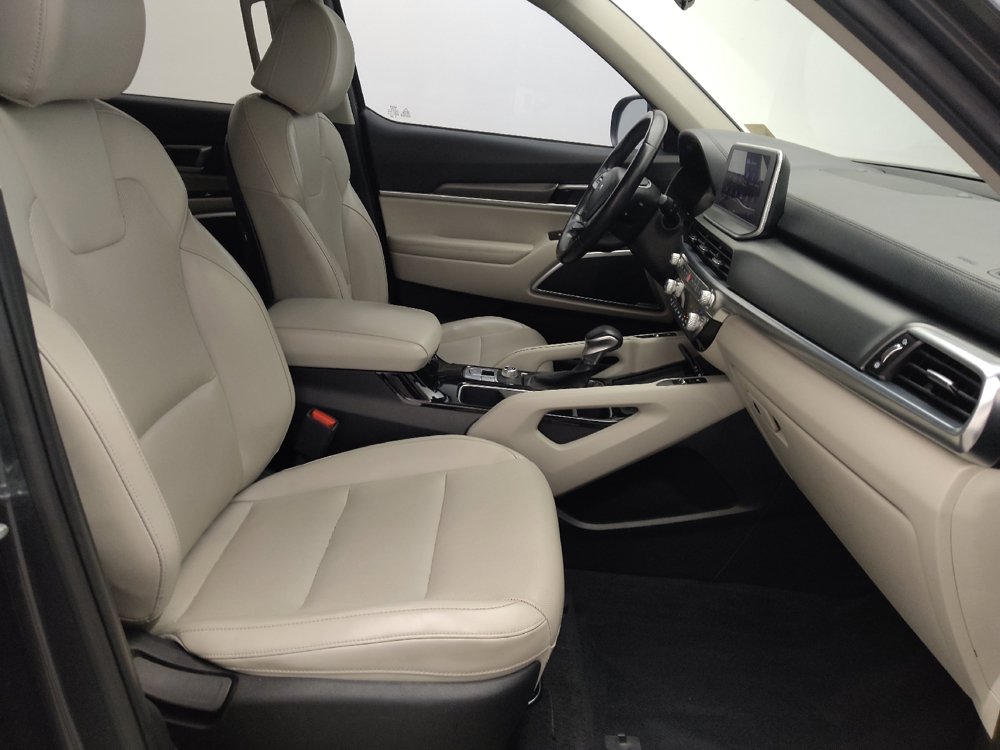 Used 2022 Kia Telluride S FWD image 21