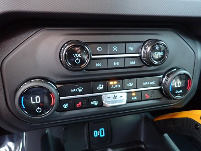 Certified 2024 Ford Bronco Badlands AWD/4WD image 21