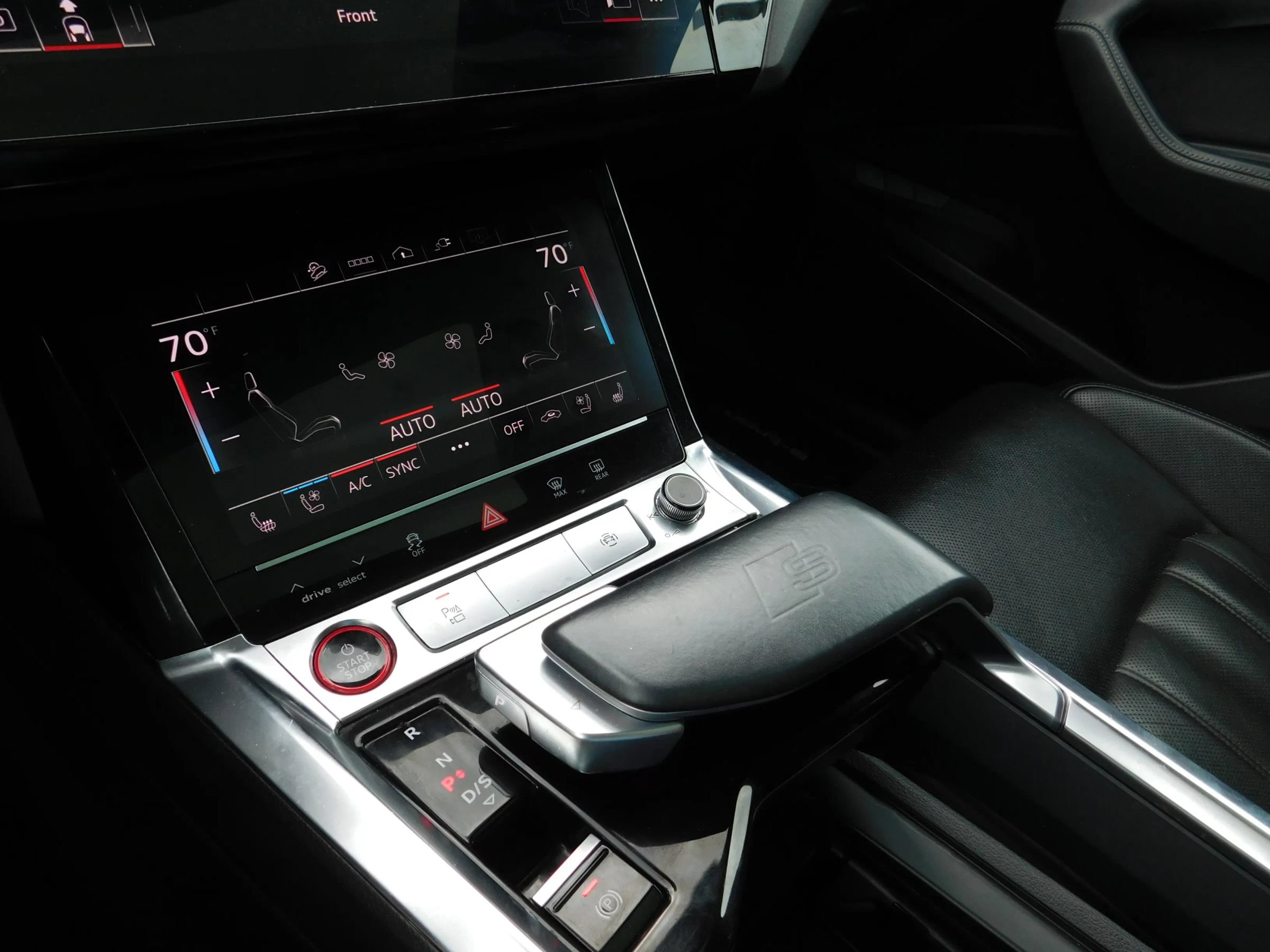 Used 2022 Audi e-tron S Premium Plus AWD/4WD image 24
