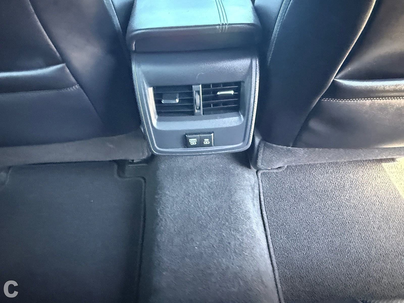 Used 2021 Toyota Avalon XSE w/ Carpet Mat Package (TMS) FWD image 11