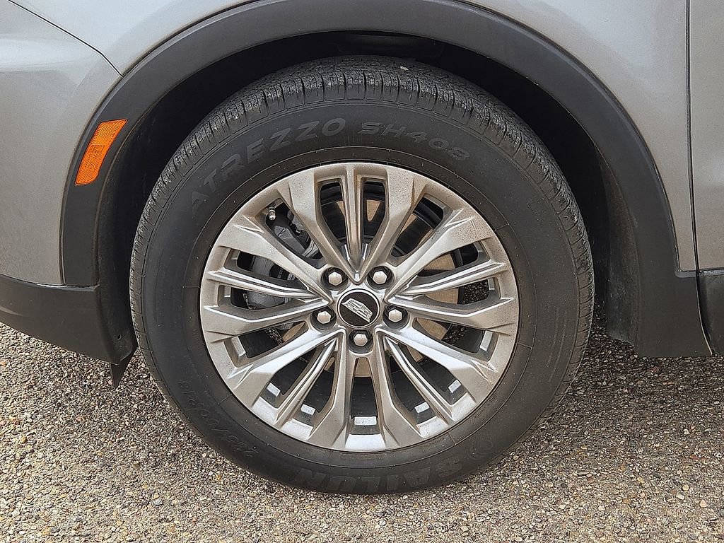 Used 2024 Cadillac XT4 Premium Luxury AWD/4WD image 10