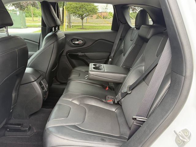 Certified 2023 Jeep Cherokee Altitude Lux AWD/4WD image 10