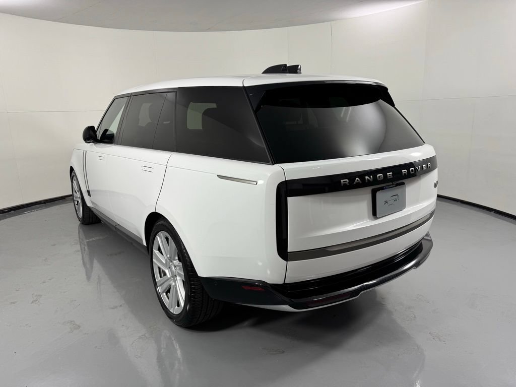 Used 2023 Land Rover Range Rover Long Wheelbase SE AWD/4WD image 7