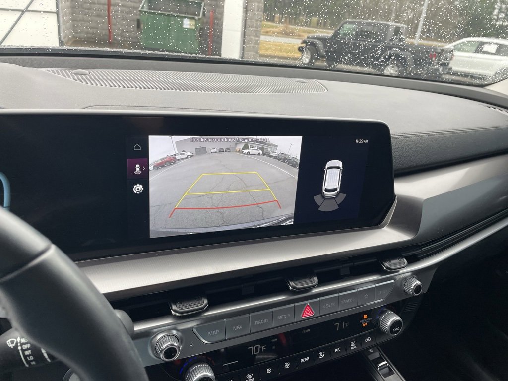 Used 2025 Kia Telluride S image 17