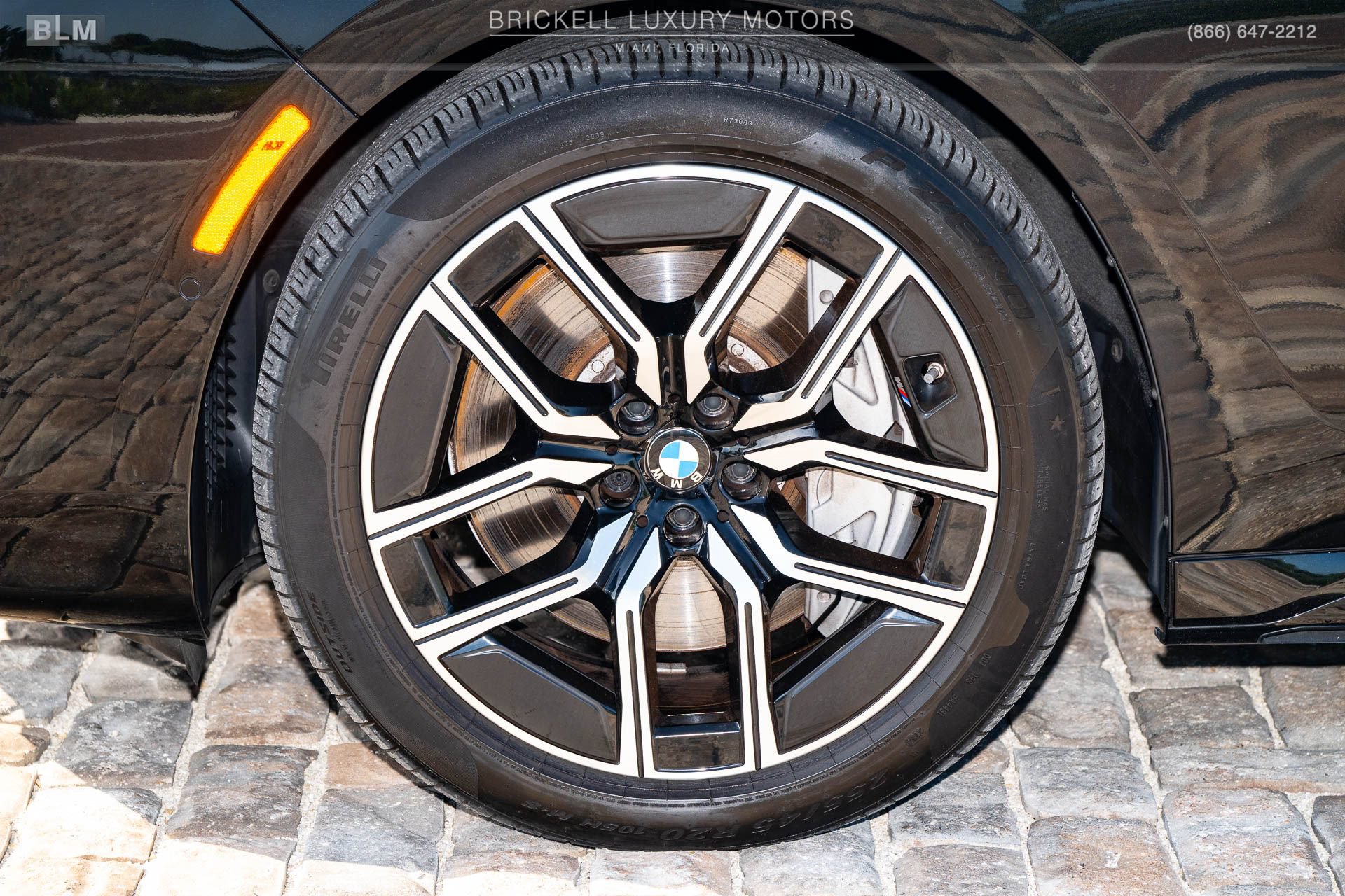 Used 2024 BMW 760i xDrive AWD/4WD image 45