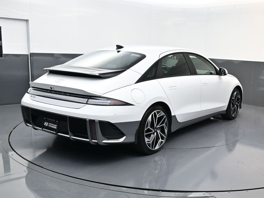 Used 2024 Hyundai Ioniq 6 SEL image 3