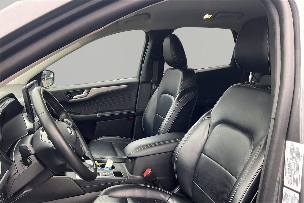 Used 2024 Ford Escape Platinum image 24