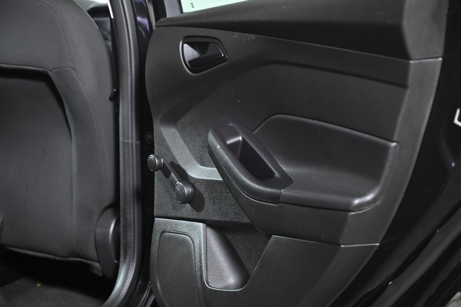 Used 2015 Ford Focus S image 26