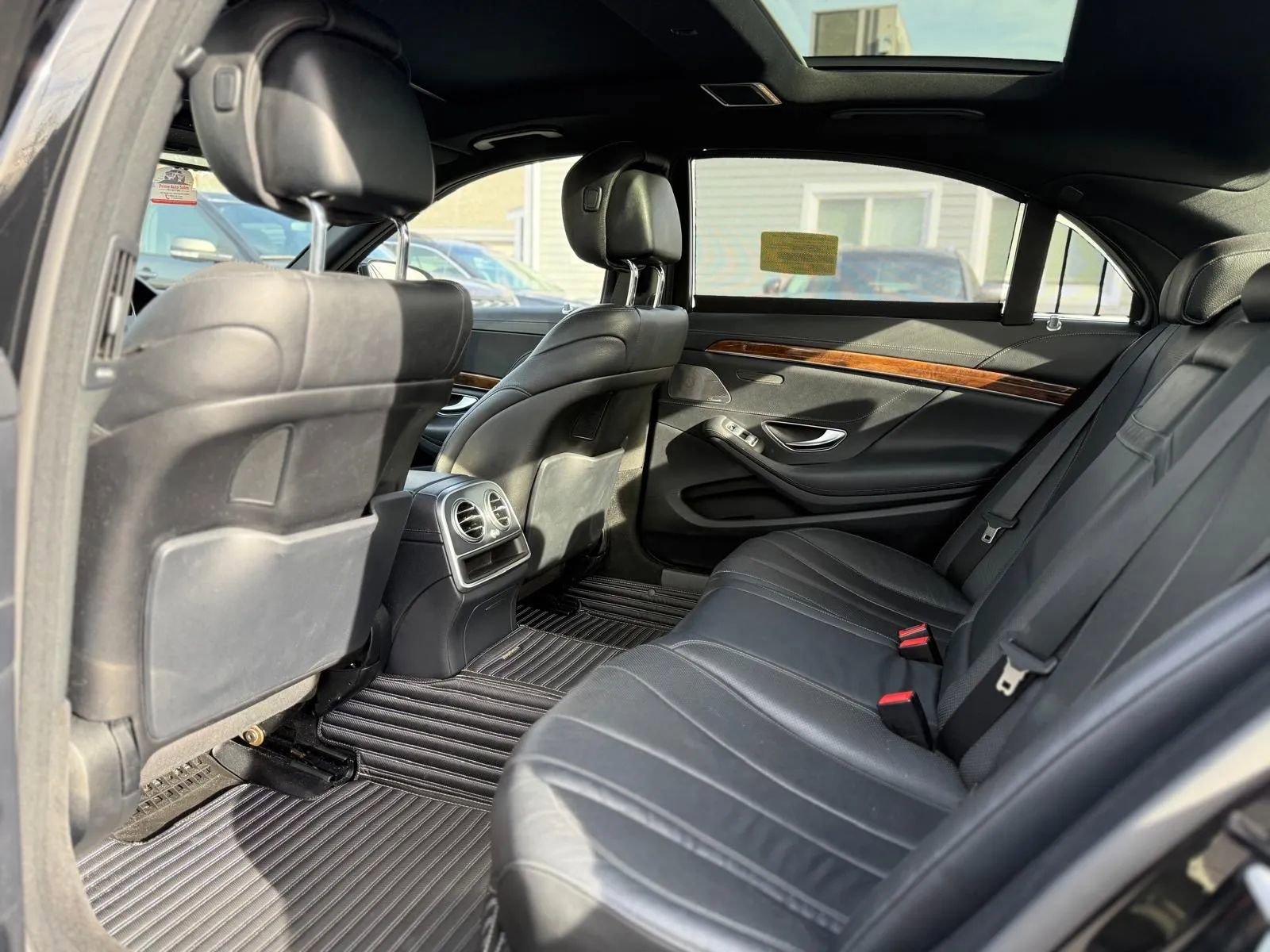 Used 2015 Mercedes-Benz S 550 4MATIC Sedan image 19