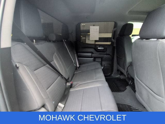 Used 2022 Chevrolet Silverado 1500 Custom Trail Boss AWD/4WD image 27