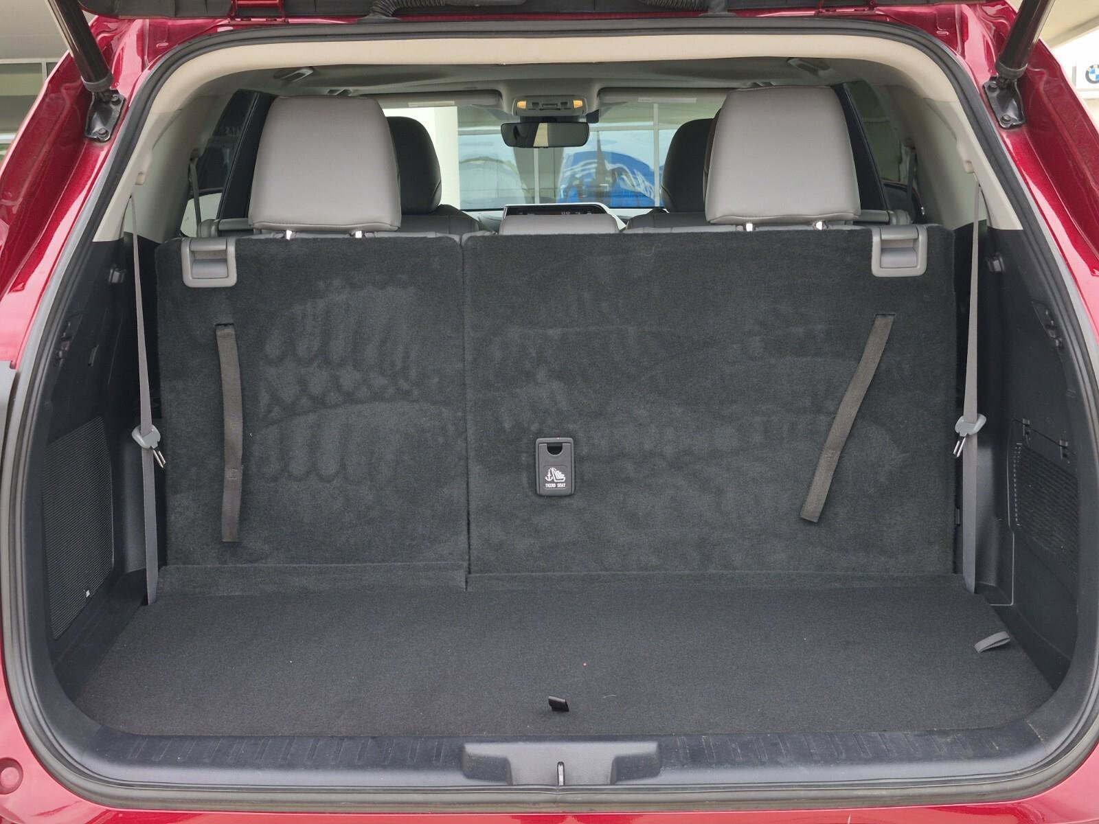 Used 2021 Toyota Highlander Limited AWD/4WD image 8