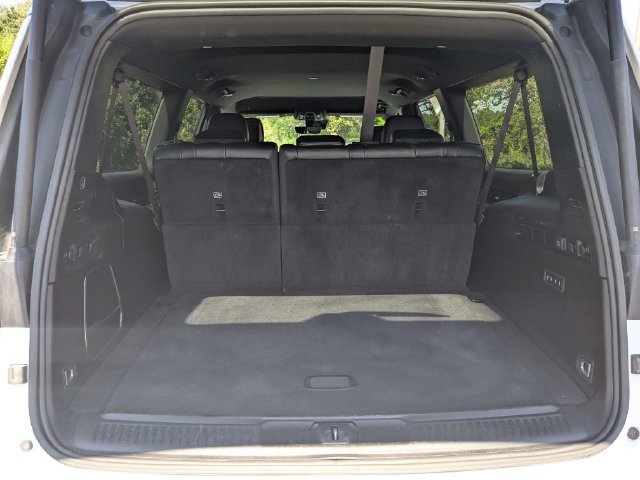 Used 2024 Jeep Wagoneer L Series II RWD image 14