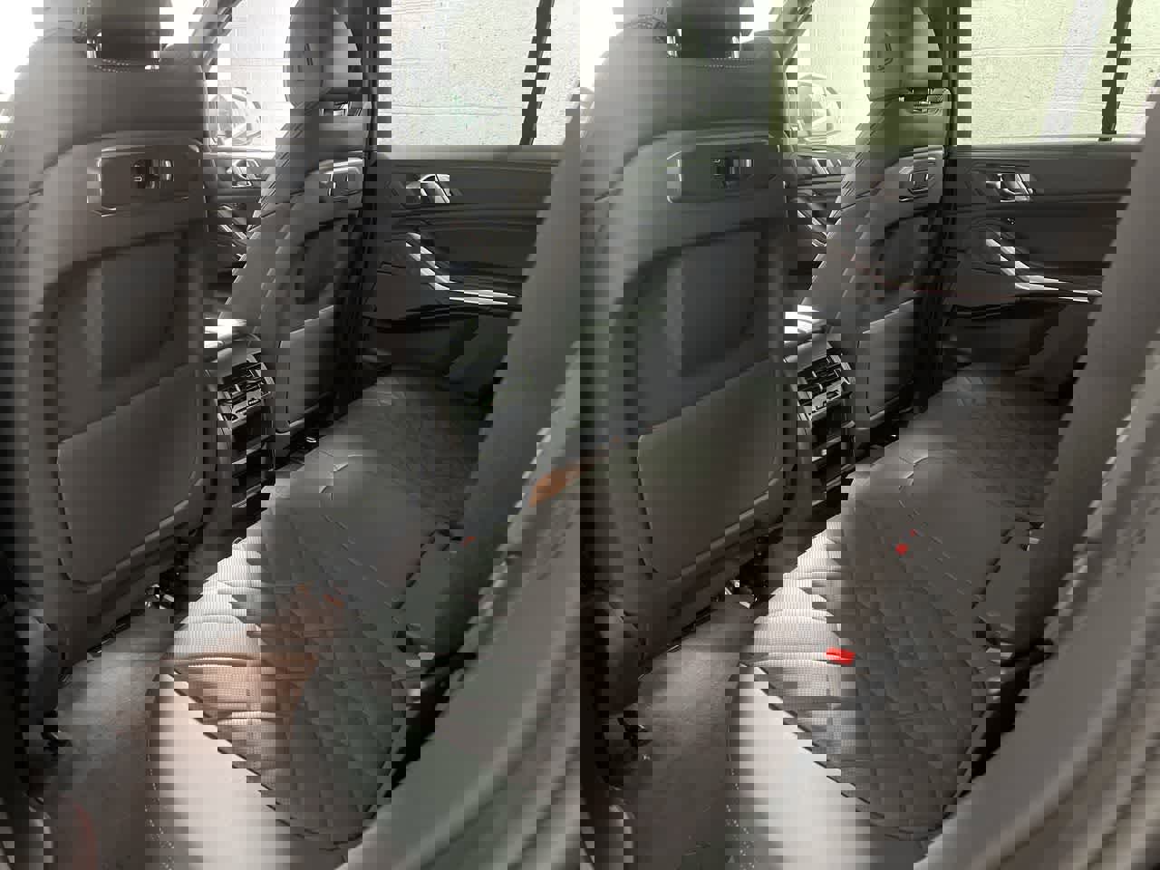 Used 2024 BMW X5 xDrive40i w/ Premium Package image 13