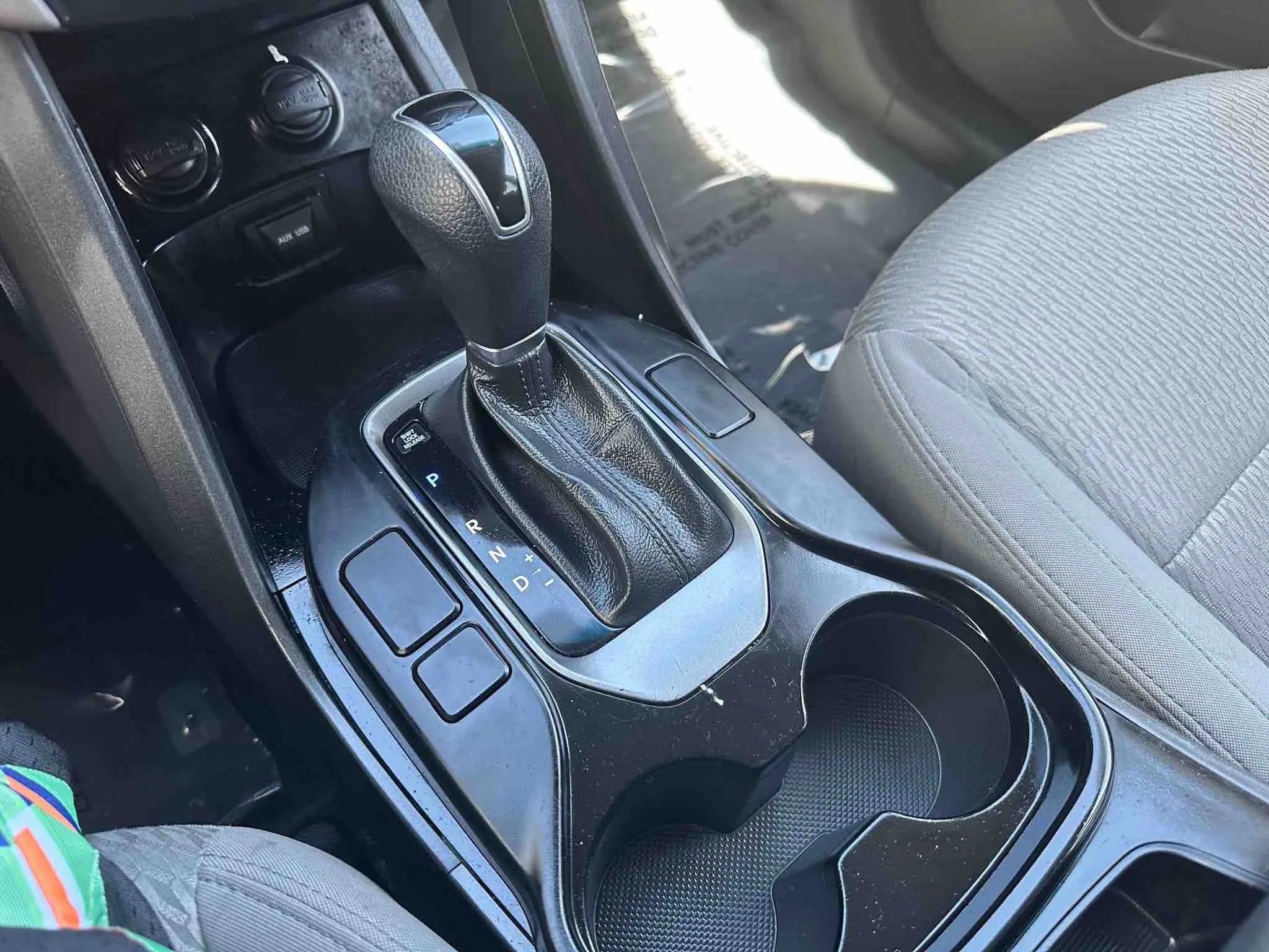 Used 2014 Hyundai Santa Fe Sport image 25