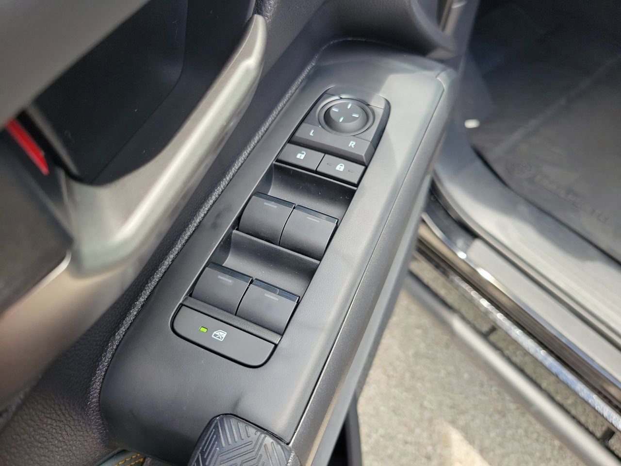 New 2026 Toyota Tacoma 4x4 Double Cab Hybrid image 14