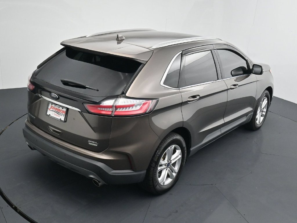 Used 2019 Ford Edge SEL AWD/4WD image 29