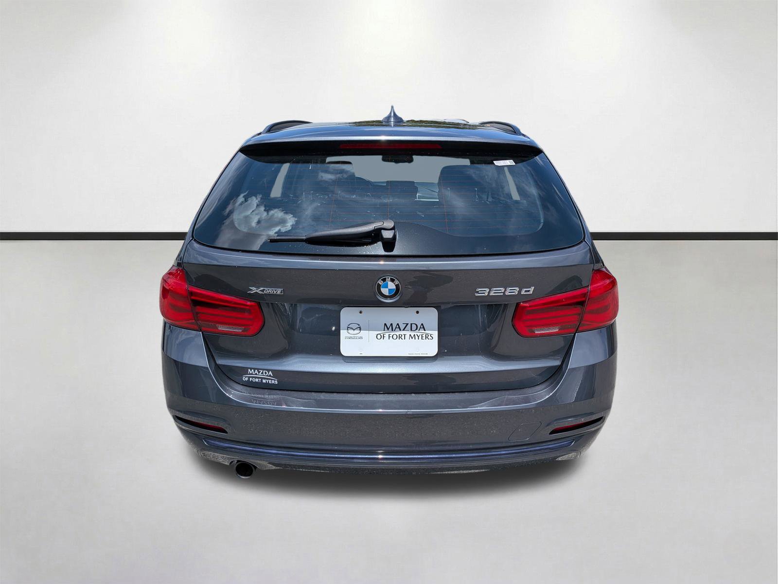 Used 2018 BMW 328d xDrive Wagon image 5