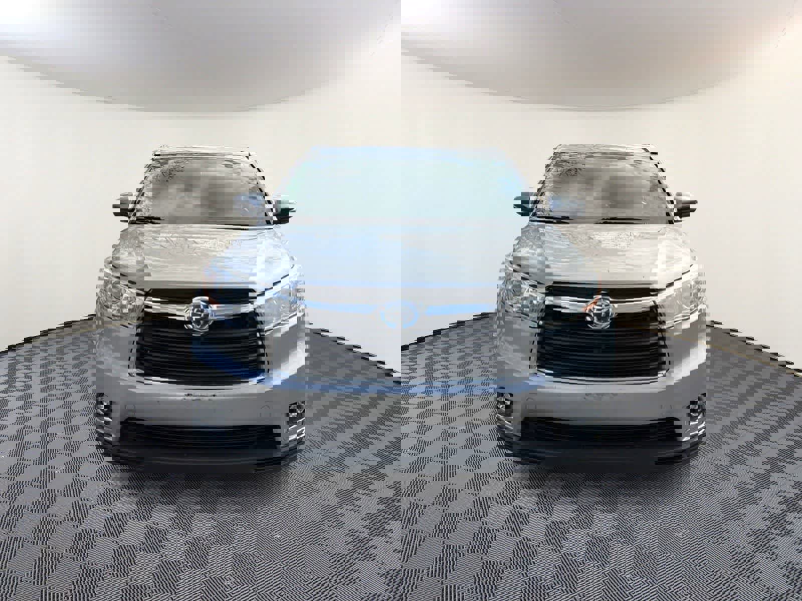 Used 2015 Toyota Highlander Limited image 3