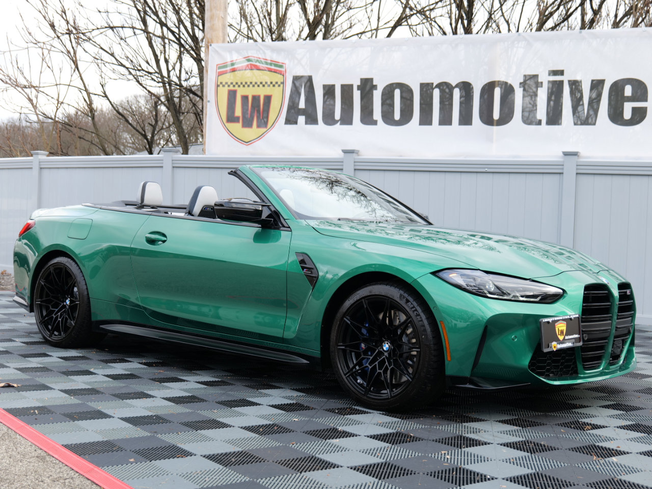 Used 2022 BMW M4 xDrive Competition video 2