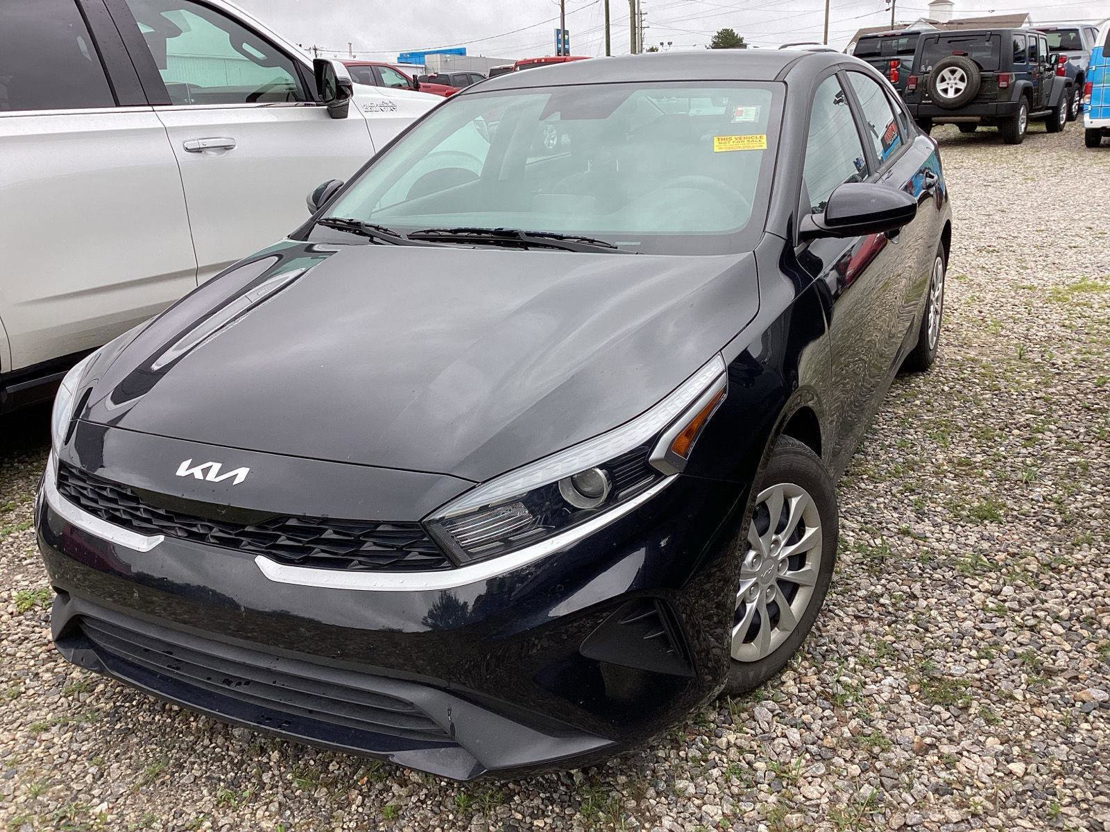 Used 2024 Kia Forte LX FWD image 2