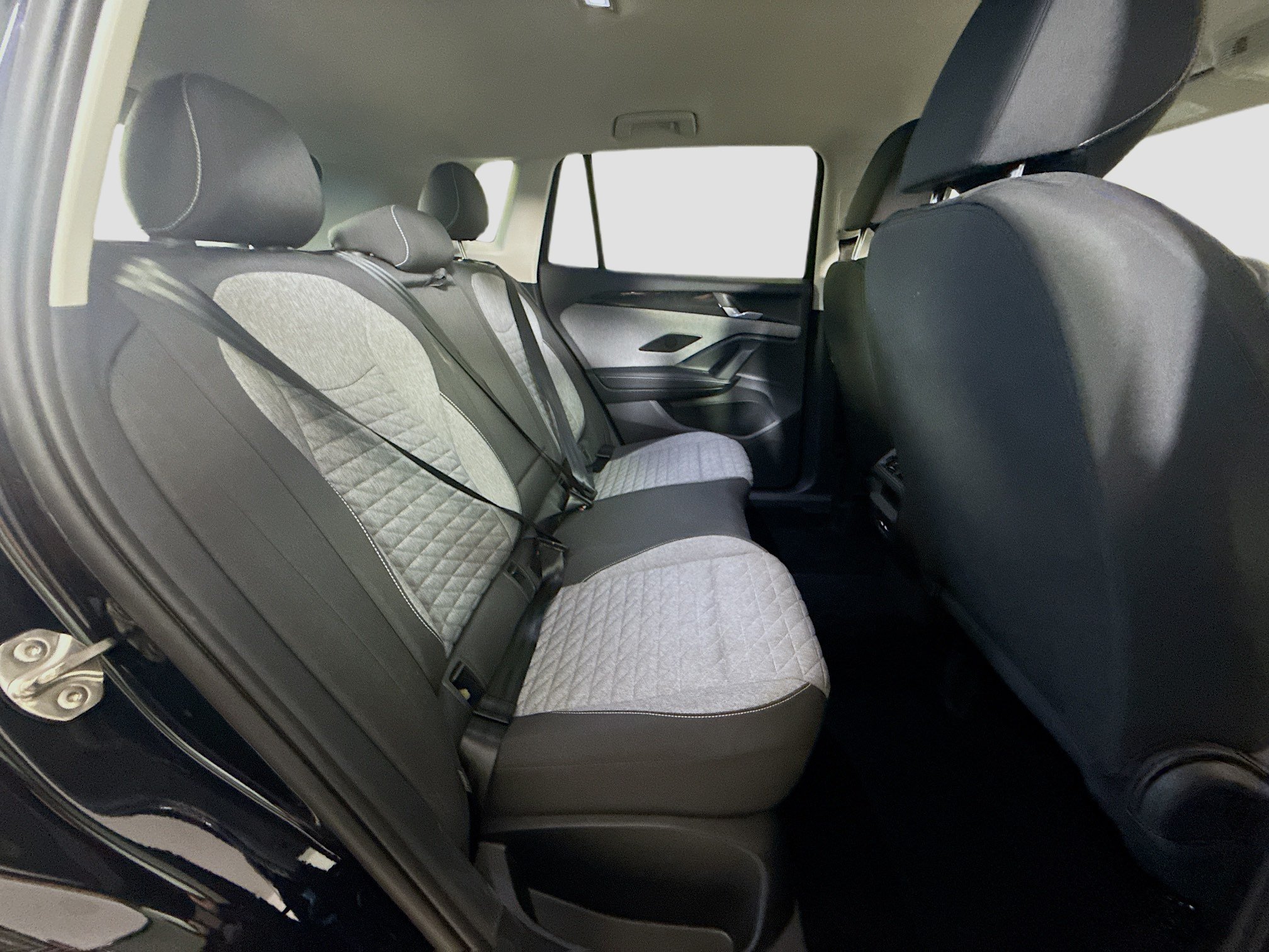 Used 2026 Volkswagen Tiguan S FWD image 27