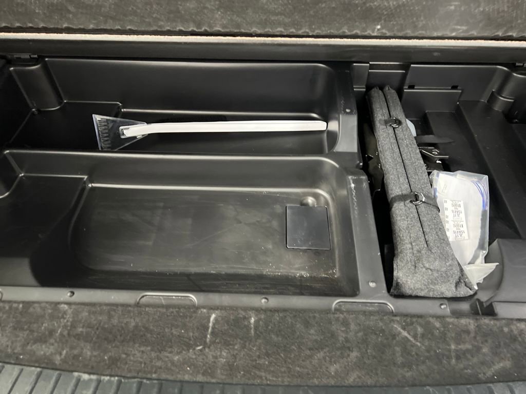 Used 2024 Ford Expedition Max XLT image 46