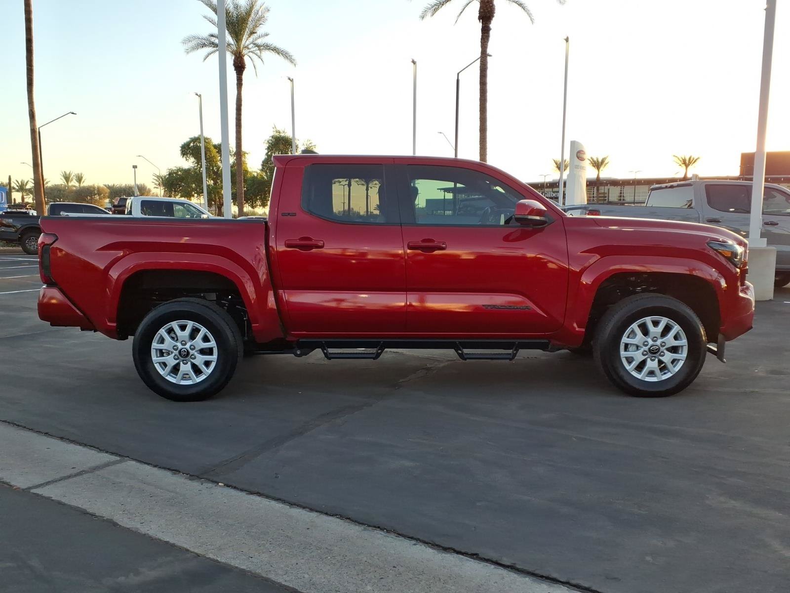 Certified 2025 Toyota Tacoma SR5 AWD/4WD image 3
