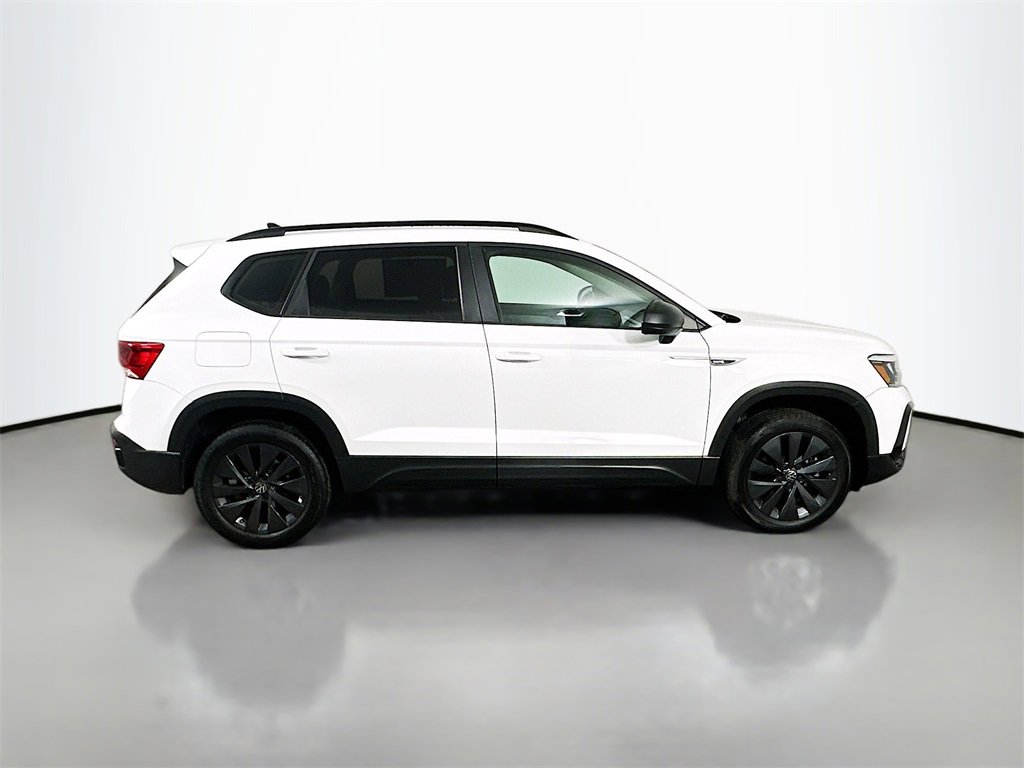 Used 2022 Volkswagen Taos S image 7