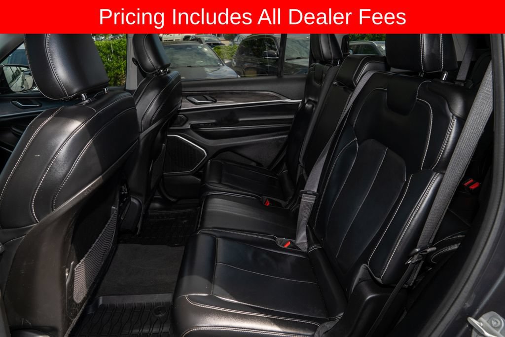 Used 2021 Jeep Grand Cherokee L Limited AWD/4WD image 10