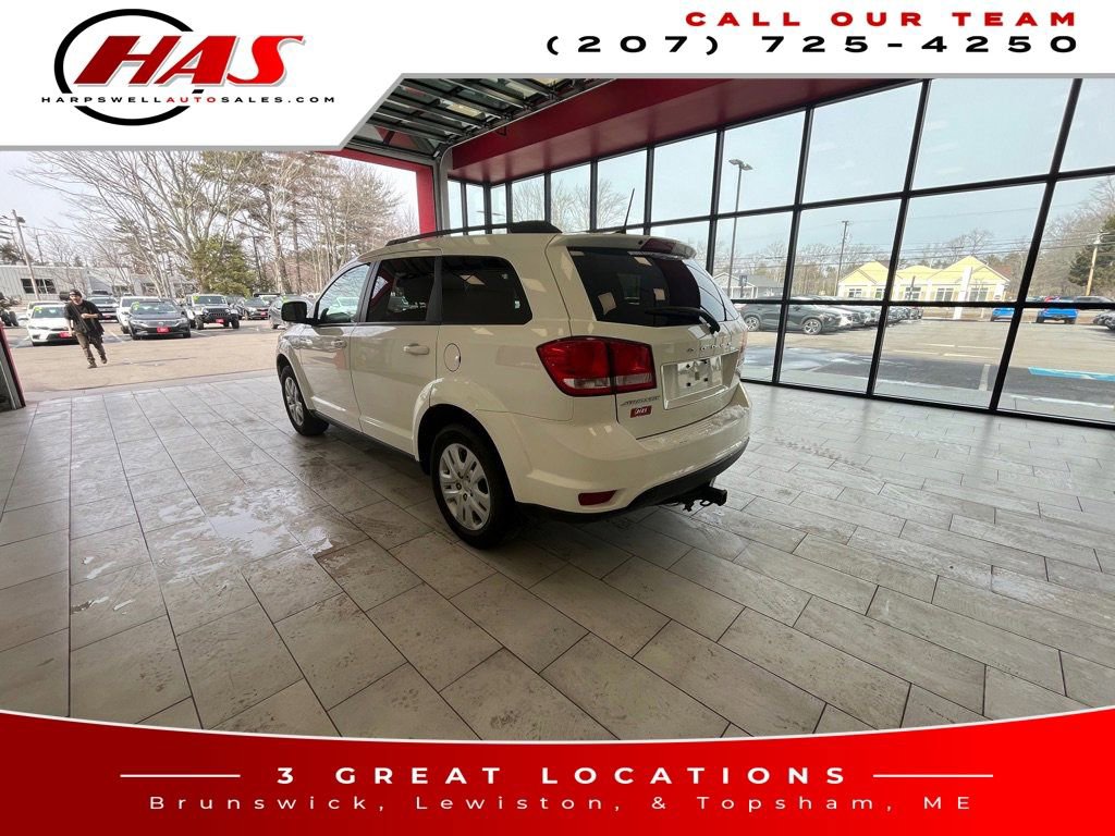 Used 2019 Dodge Journey SE w/ Premium Group image 3
